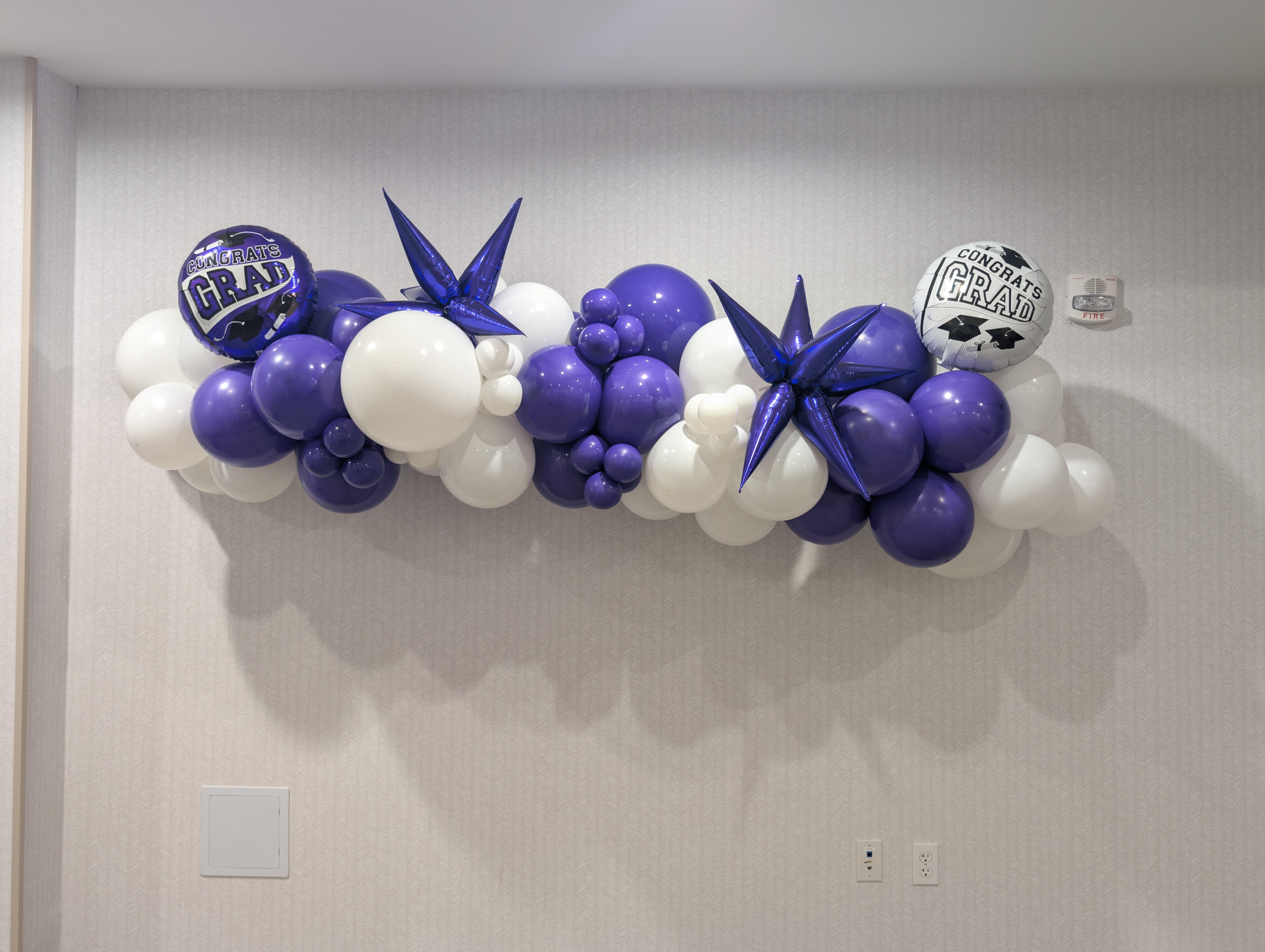 Grab and Go Graduation Garland Example